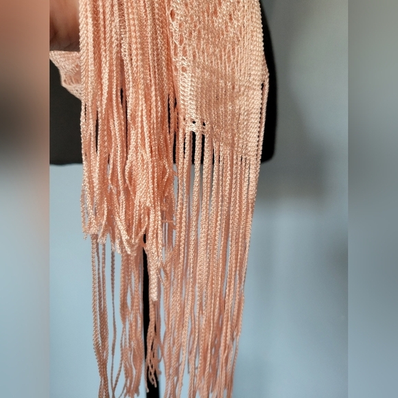 Fringe Hem Fashion Scarf in Pink - Picture 3 of 6